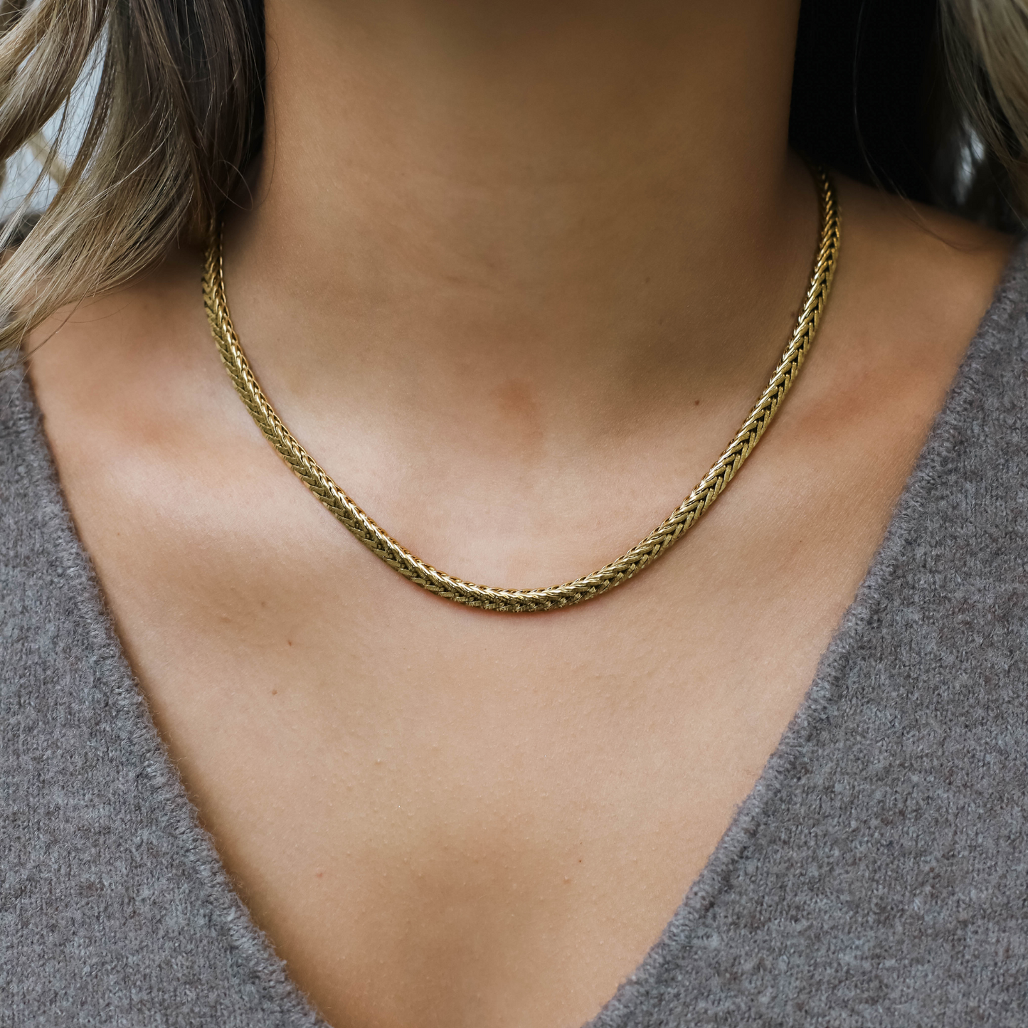 INTRECCIO. Collana