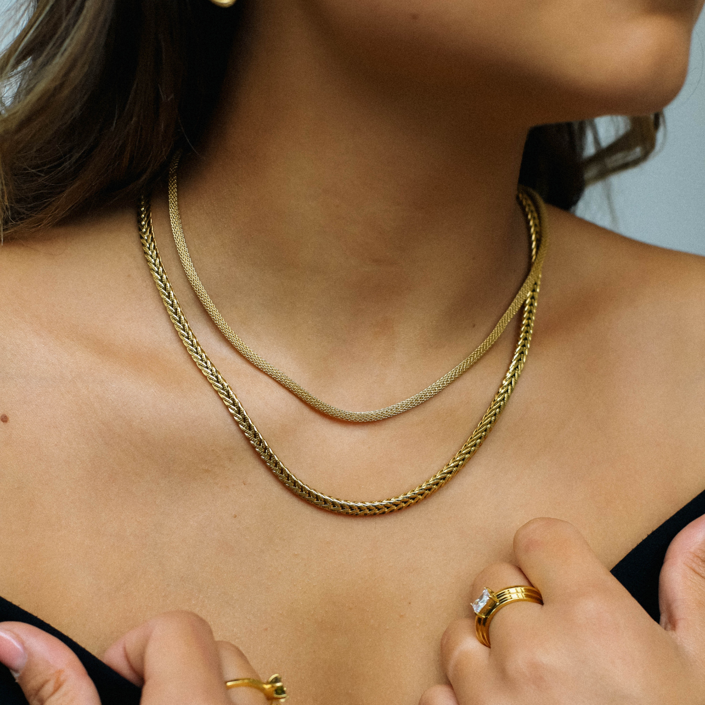 INTRECCIO. Collana