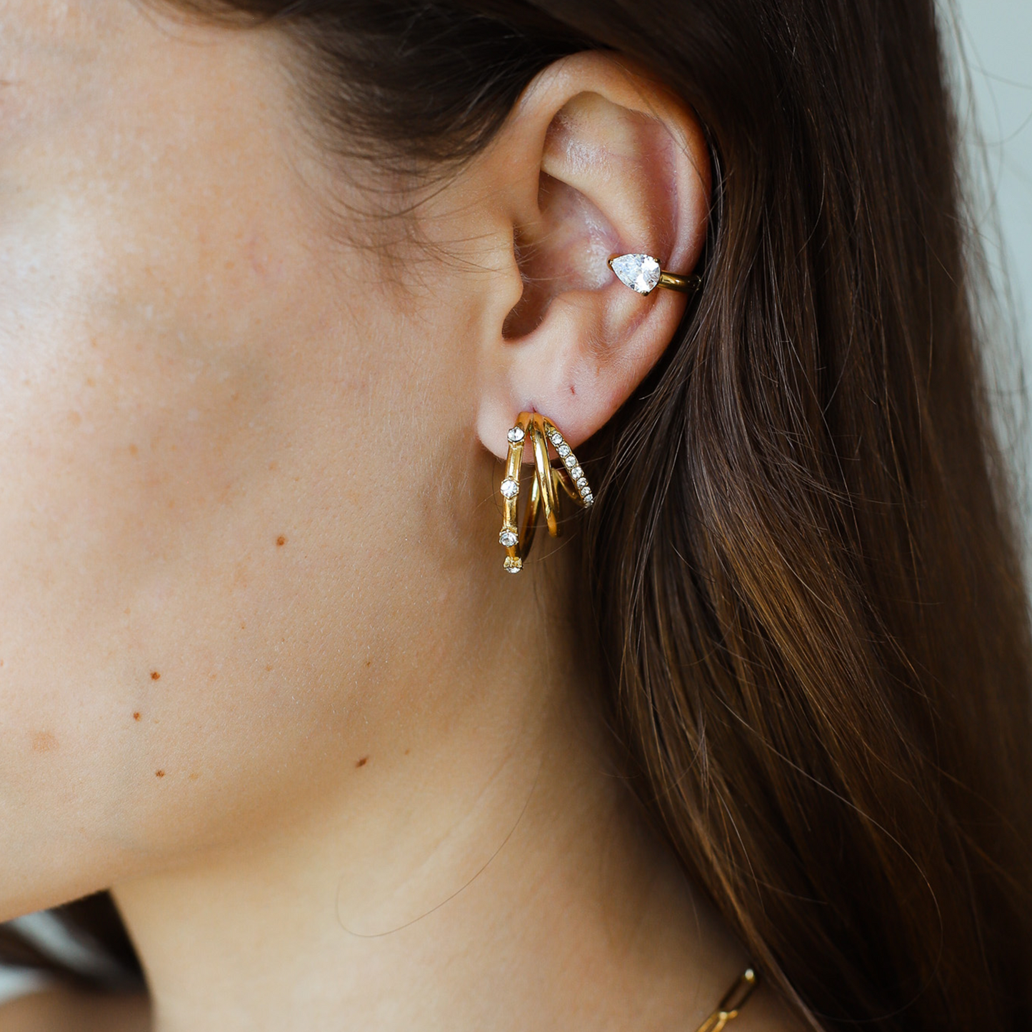 GEM EARCUFF.