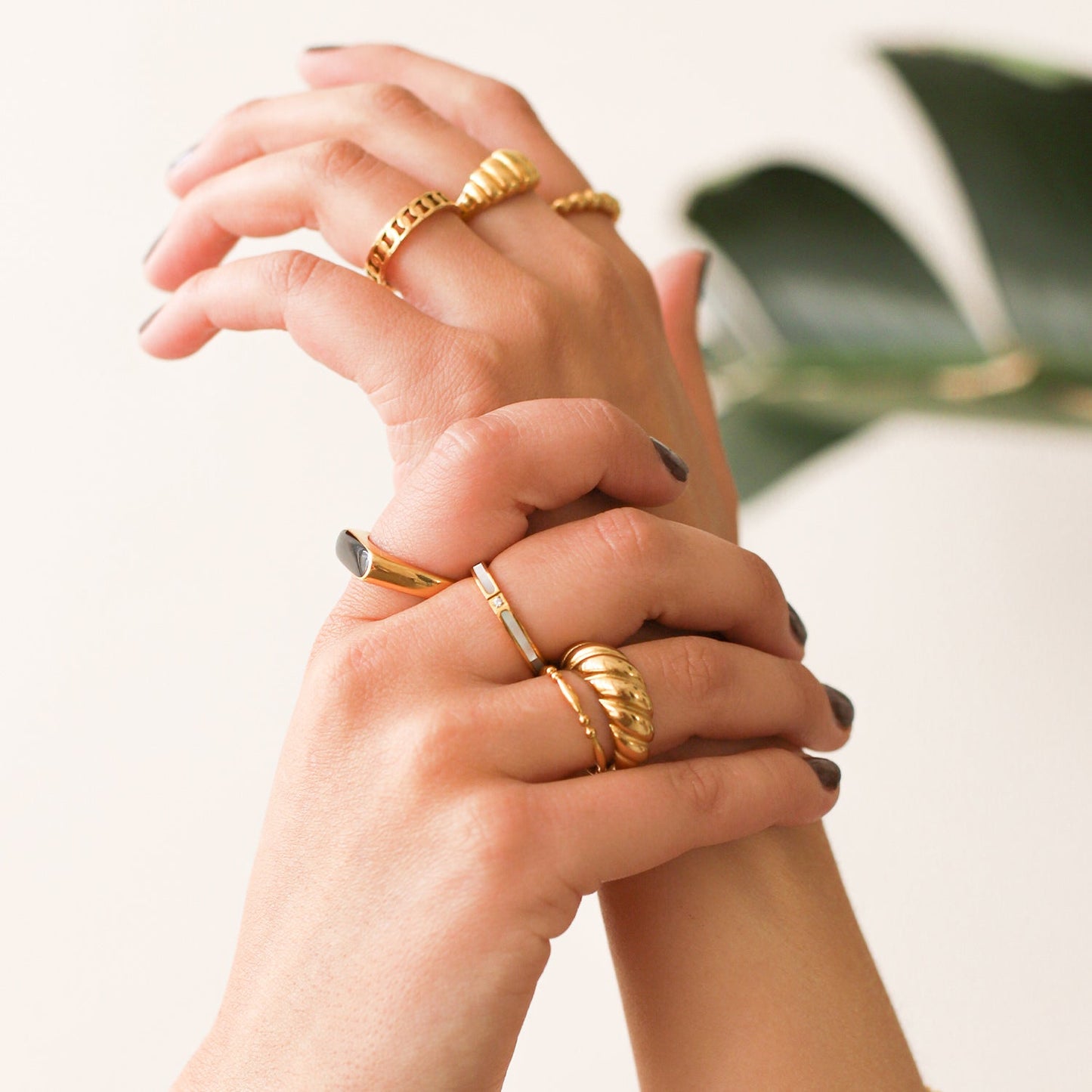 Anillo Croissant Chapado en Oro